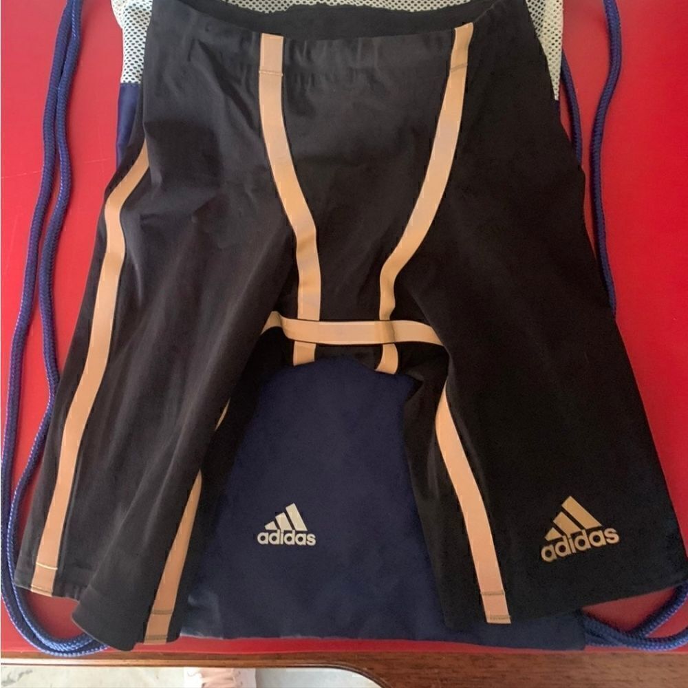 Adidas     - Picture 7 of 7